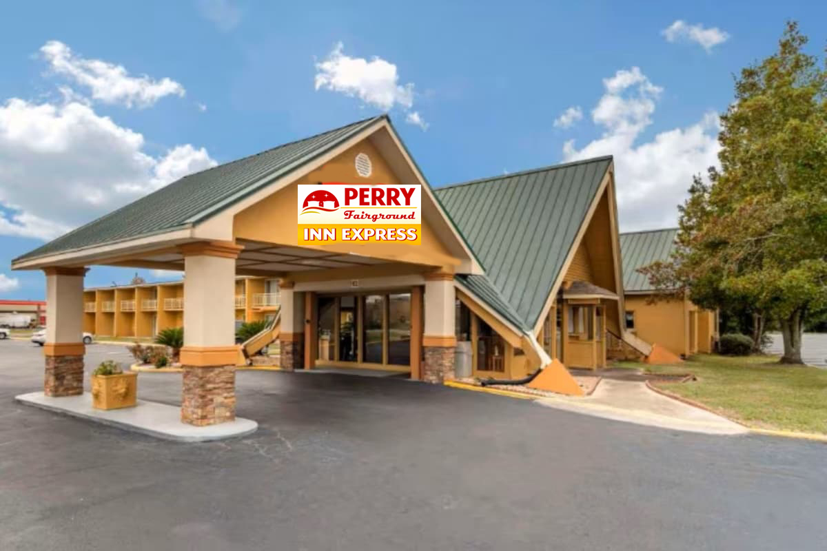 Perry Inn & Suites Hotel Exterior